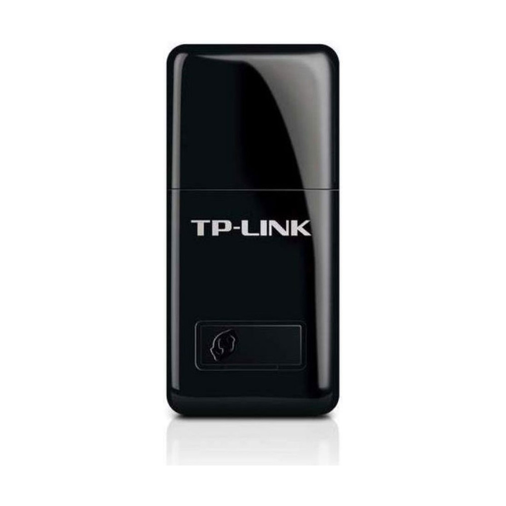 Adaptador de red WiFi TP-LINK modelo TL-WN823N con conexión USB y velocidad de hasta 300 Mbps en color negro